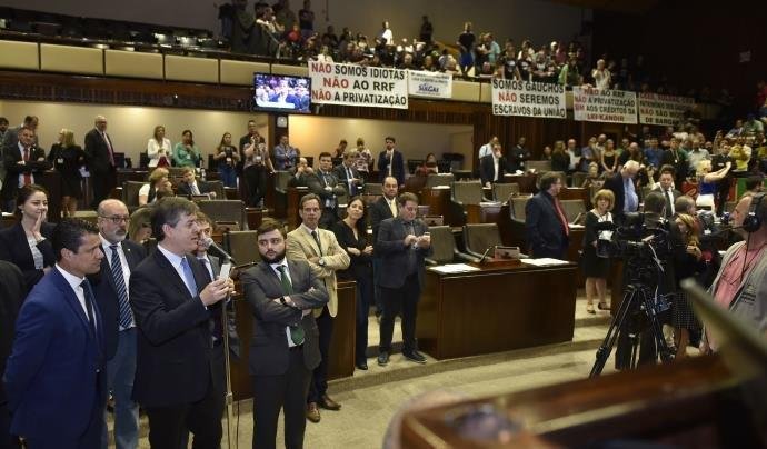 Dívida do RS com a União deve passar para R$ 450 milhões por mês